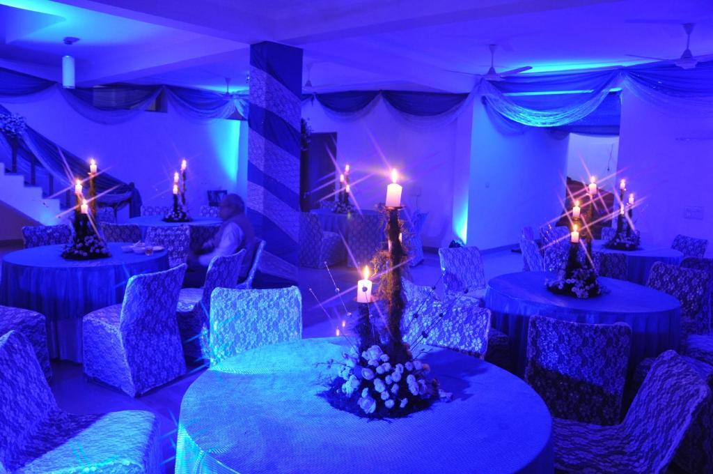 Fabhotel Kashish Residency Sector 26 Noida Esterno foto